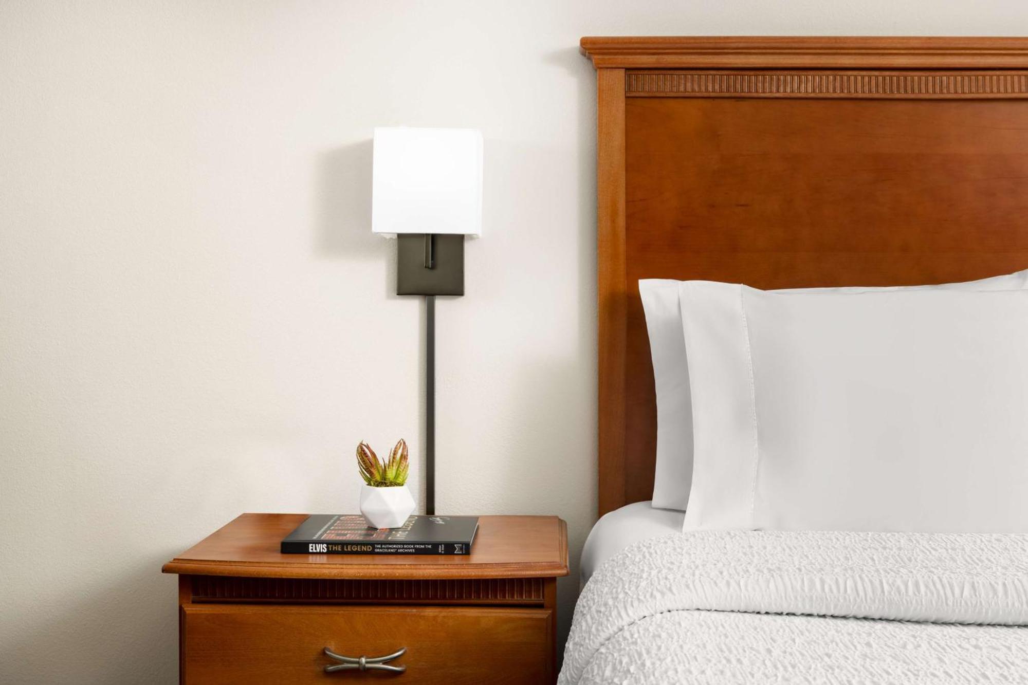 Hampton Inn Memphis-Walnut Grove/Baptist East Exterior foto