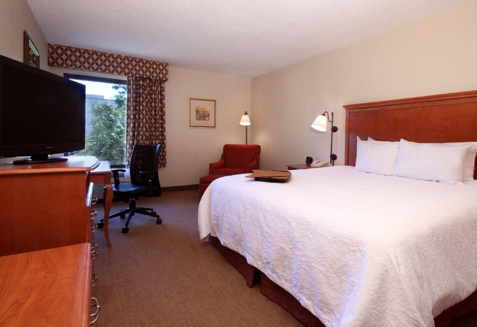 Hampton Inn Memphis-Walnut Grove/Baptist East Exterior foto